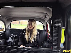 Misha Cross pays for her taxi with her adorable caboose